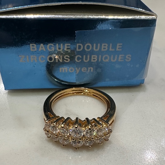 Avon Gold and Silver Double Row CZ Ring - Picture 3 of 15